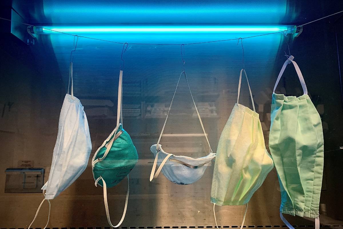 திரையரங்குகள் திறக்கப்பட ஒரு ஒளிக்கீற்று